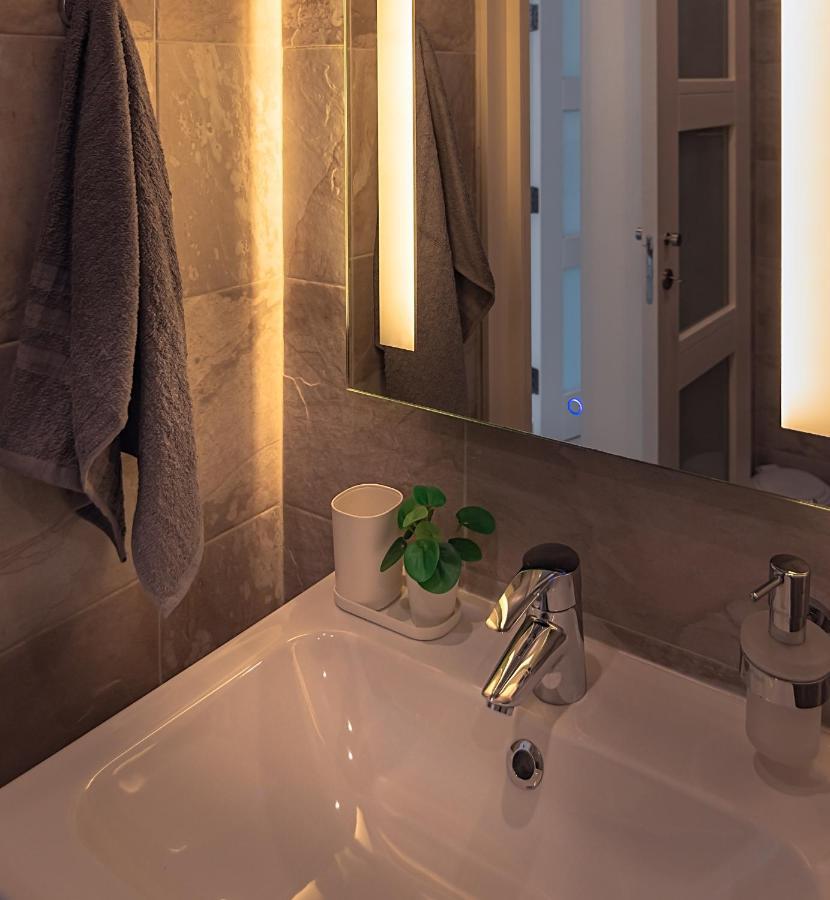 Modern Comfort - 2Br Apartment Center Of St Julians & Paceville Сент Джулианс Экстерьер фото